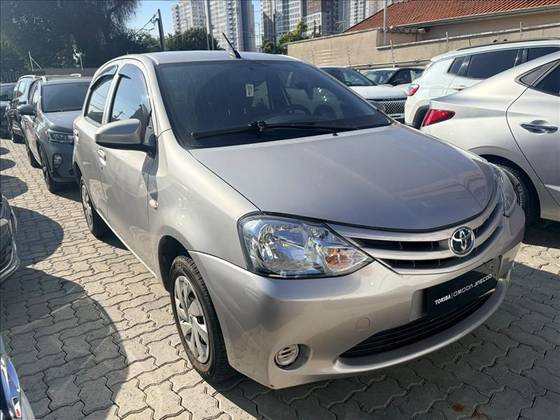 TOYOTA ETIOS 1.3 X 16V FLEX 4P MANUAL TOYOTA ETIOS 1.3 X 16V FLEX 4P MANUAL